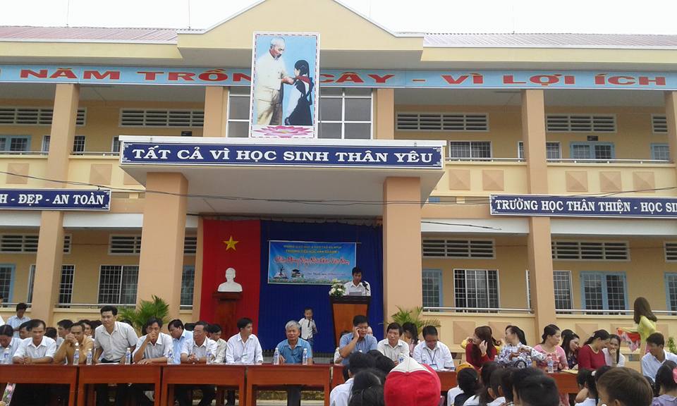 Kỷ niệm ngày Nhà Giáo Việt Nam năm học 2016-2017